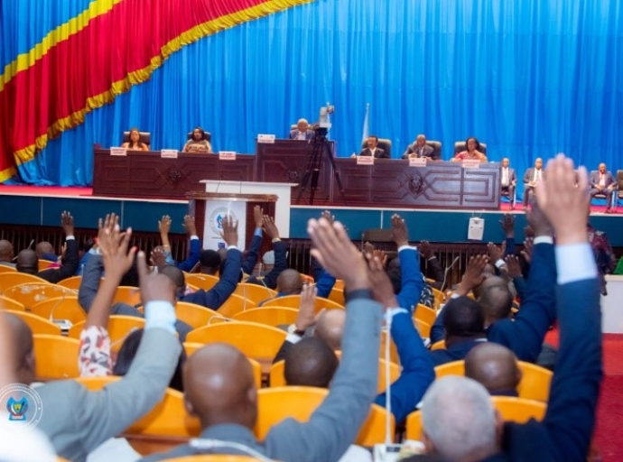 Faux bruits et divulgation de secret d’Etat : Assemblée Nationale : la commission spéciale chargée de statuer sur Nicolas Kazadi à pied d’œuvre 